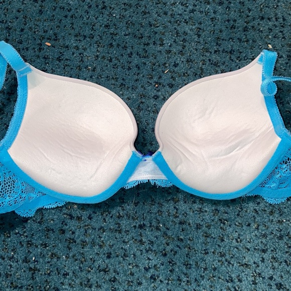 Victoria’s Secret Dream Angels Lace Push Up  Bra - Picture 5 of 5